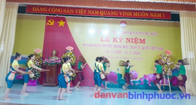 Văn nghệ tại buổi lễ