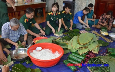 Một số hoạt động trong chương trình “Tết quân – dân”