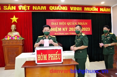 Quân nhân Phòng Chính trị Binh đoàn 16 bỏ phiếu bầu cử ĐHQN  nhiệm kỳ 2021-2023