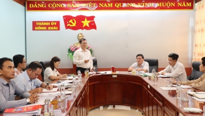 Đồng chí Trịnh Thanh Tuệ - Phó trưởng Ban Dân vận Tỉnh ủy phát biểu tại buổi khảo sát công tác dân vận trên địa bàn thành phố Đồng Xoài.