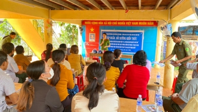 Tuyên truyền và tập huấn kiến thức tại KDC ấp 2, xã Lộc An