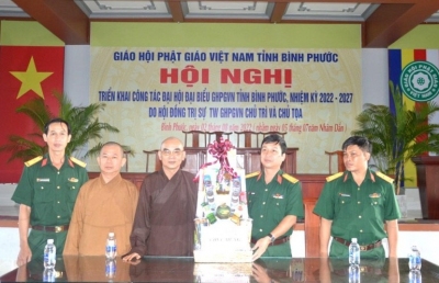 Bộ Chỉ huy quân sự tỉnh thăm, chúc mừng Ban trị sự Giáo hội Phật giáo Việt Nam tỉnh nhân dịp Lễ Vu Lan năm 2022