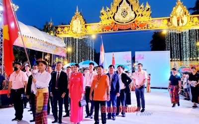 Đoàn đại biểu Việt Nam tham dự chương trình lễ hội