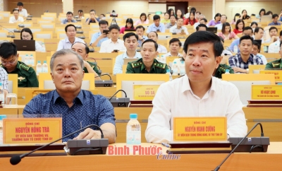 Đồng chí Nguyễn Mạnh Cường, Ủy viên Trung ương Đảng, Bí thư Tỉnh ủy dự và chủ trì hội nghị