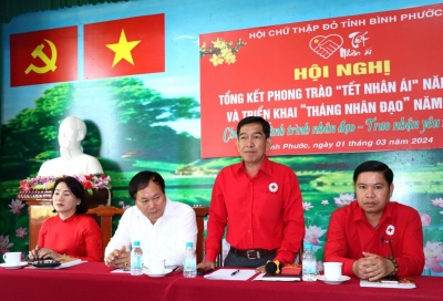 đ/c Nguyễn Tấn Hưng – Chủ tịch Hội Chữ thập đỏ tỉnh phát biểu tại Chương trình