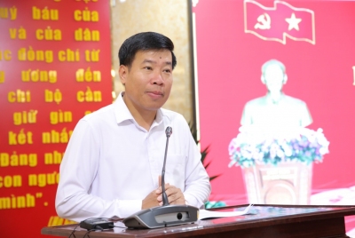 Đồng chí Nguyễn Mạnh Cường – UVTW Đảng, Bí thư Tỉnh ủy phát biểu chỉ đạo tại hội nghị BCH Đảng bộ tỉnh lần thứ 18