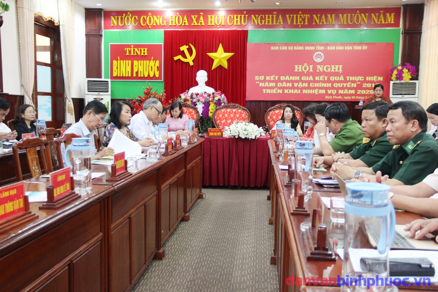 Đồng chí Trần Tuệ Hiền- Chủ tịch UBND tỉnh phát biểu triển khai, thực hiện  nhiệm vụ công tác dân vận của chính quyền trên địa bàn tỉnh năm 2020
