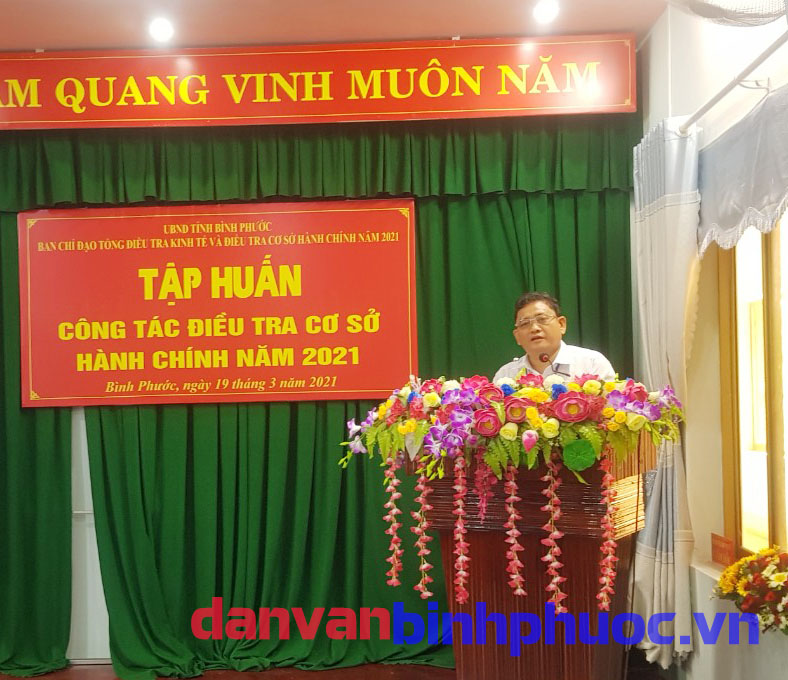 Đồng chí Nguyễn Ngọc Hiền – Phó Giám đốc sở Nội vụ phát biểu tại hội nghị