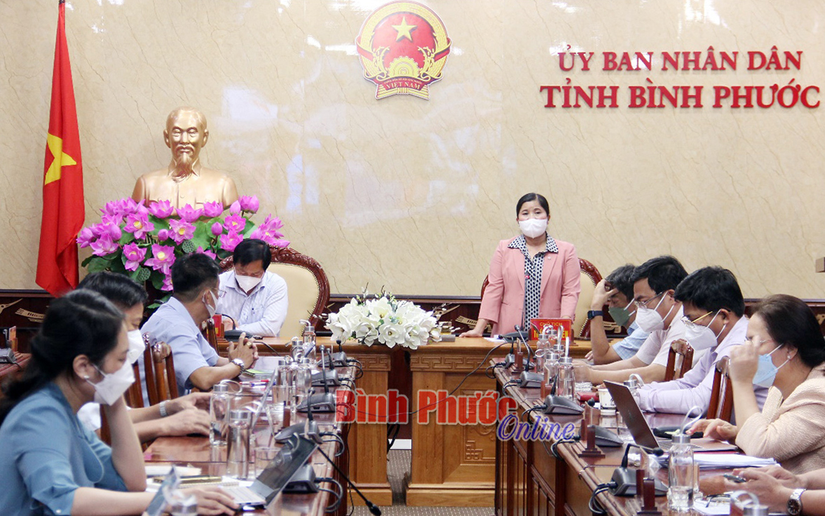 Phó bí thư Tỉnh ủy, Chủ tịch UBND tỉnh Trần Tuệ Hiền đề nghị các địa phương, đơn vị phải xác định rõ nguy cơ xâm nhập dịch để có phương pháp quản lý, phòng tránh dịch chặt chẽ hơn