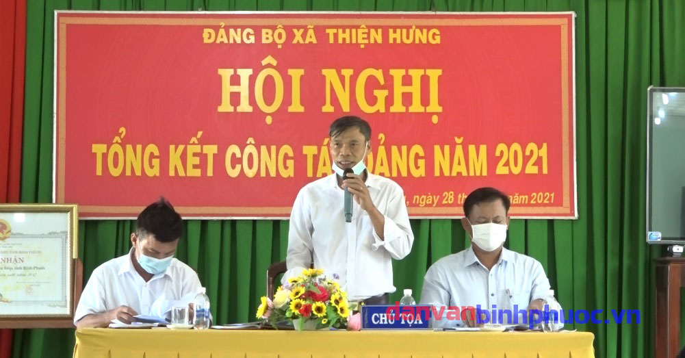 Thường trực Đảng ủy xã Thiện Hưng chủ trì hội nghị