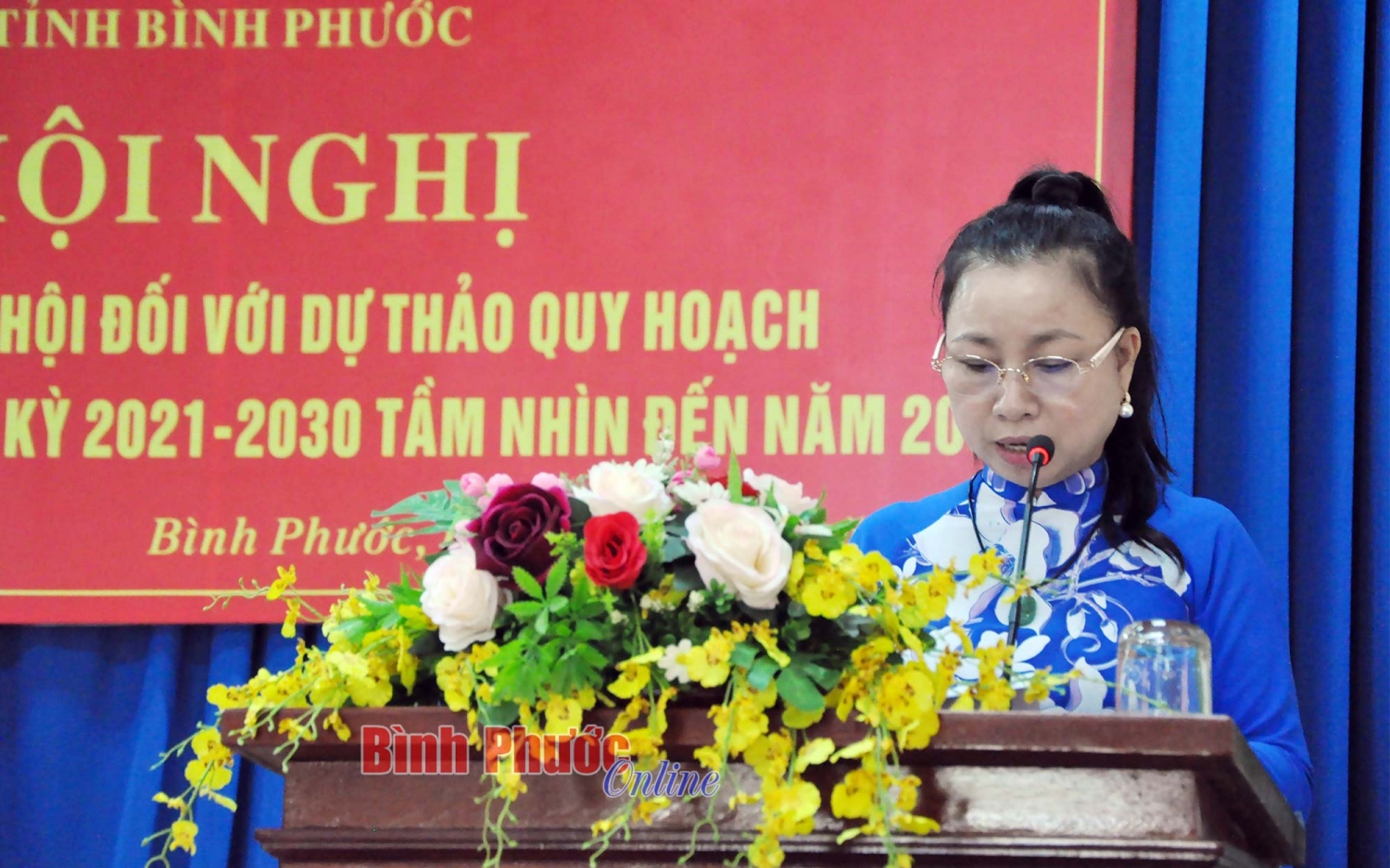 Ủy viên Ban Thường vụ, Trưởng ban Dân vận Tỉnh ủy, Chủ tịch UB.MTTQ VN tỉnh Lê Thị Xuân Trang phát biểu tại hội nghị phản biện xã hội đối với dự thảo quy hoạch tỉnh Bình Phước thời kỳ 2021-2030, tầm nhìn đến năm 2050.  Nguồn ảnh: Bình Phước Online