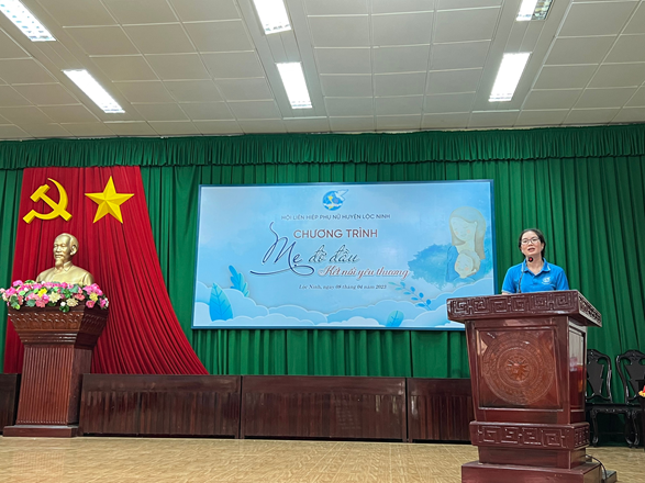 Huyện Lộc Ninh với Chương trình “Mẹ đỡ đầu - Kết nối yêu thương”