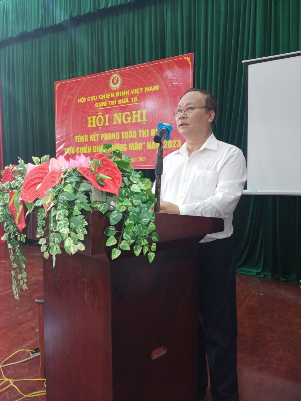 Đồng chí Trịnh Thanh Tuệ - Phó Trưởng Ban Dân vận Tỉnh ủy phát biểu tại Hội nghị